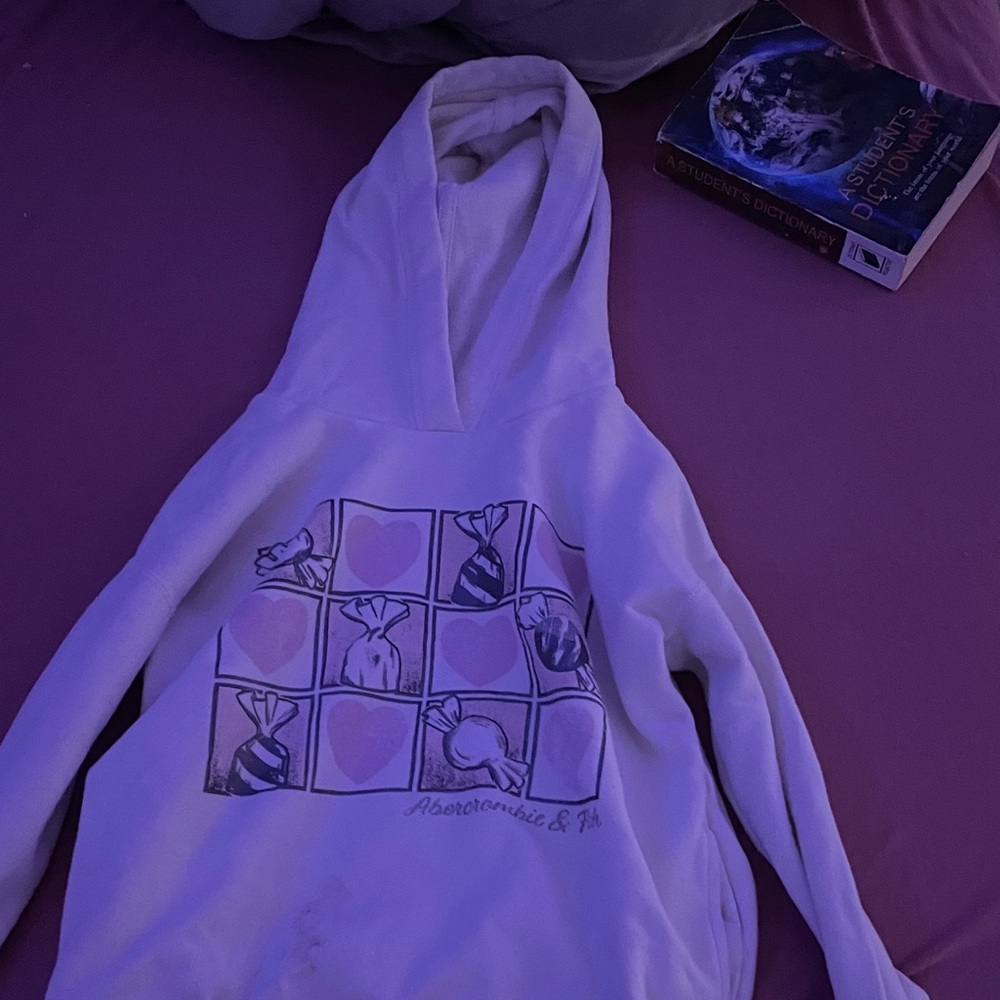 Abercrombie Kids White Hoodie with Heart Graphics barely worn